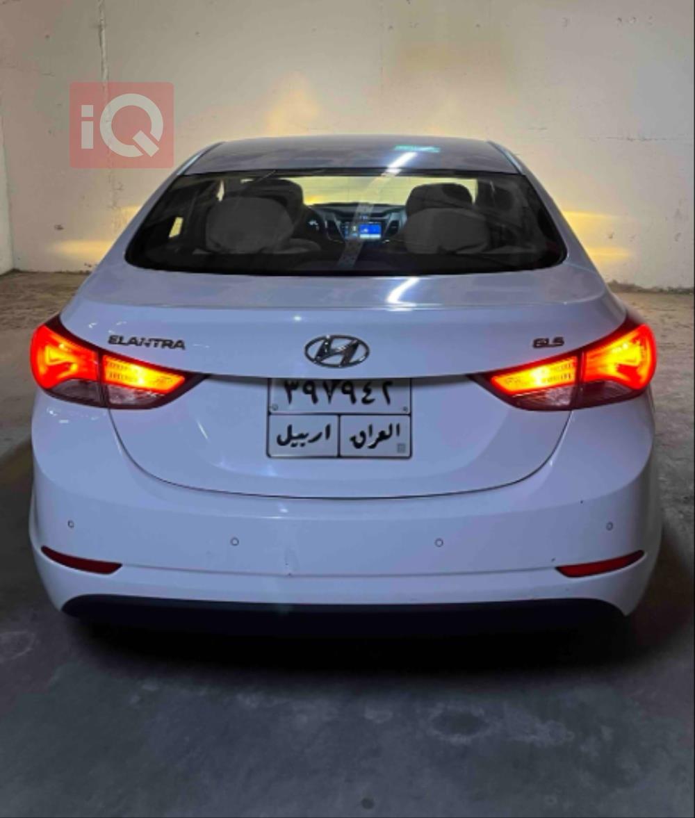 هیوندای ئەلەنترا